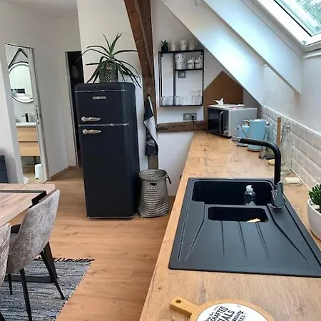 Le De Valerie Apartment